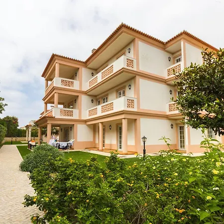 Silver Coast Holidays אובידוס